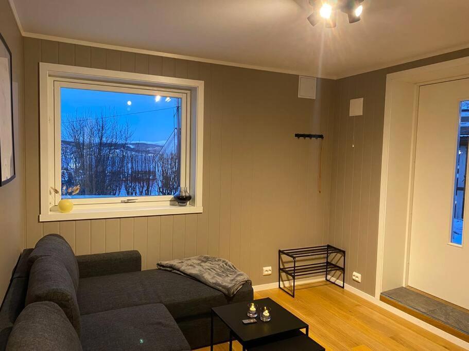 Aurora Apartment Very Close To Cable Car And Sherpatrappa ทรอมโซ ภายนอก รูปภาพ